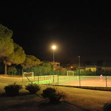 캠프장 Village Pedra E Cupa 부도니