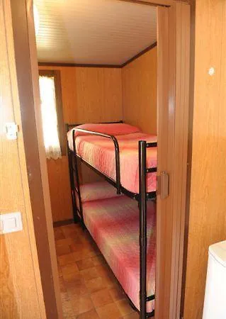 Village Pedra E Cupa 캠프장 부도니