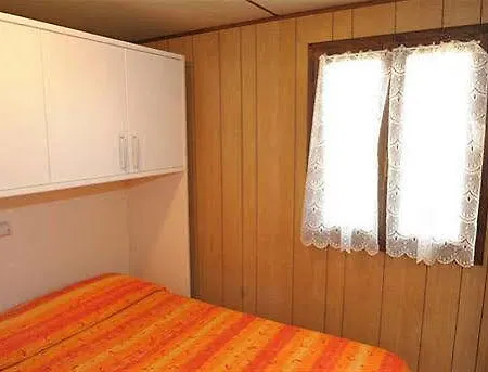 Village Pedra E Cupa 캠프장 부도니